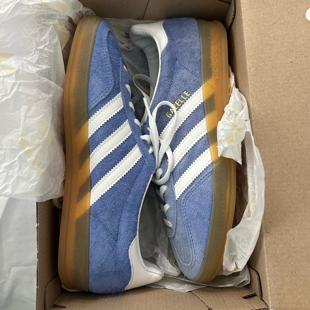 Women’s Blue Gazelle